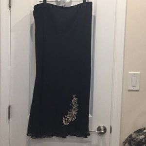 Avenue Black maxi skirt, size 14/16